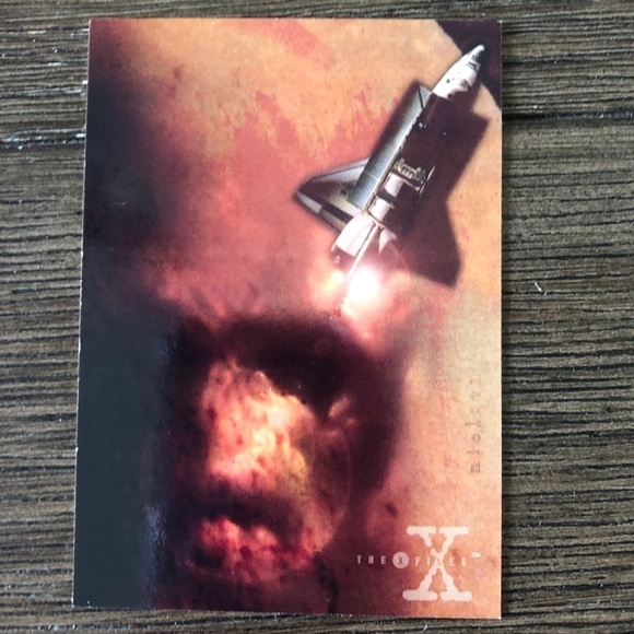 ’95 The X-Flies trading card: Episodes: Space #18 - Picture 1 of 2